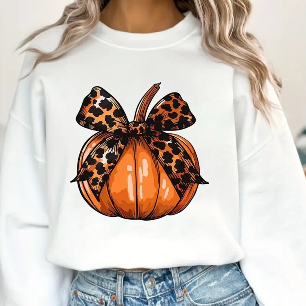 Leopard Bow Pumpkin Graphic White Sweatshirt